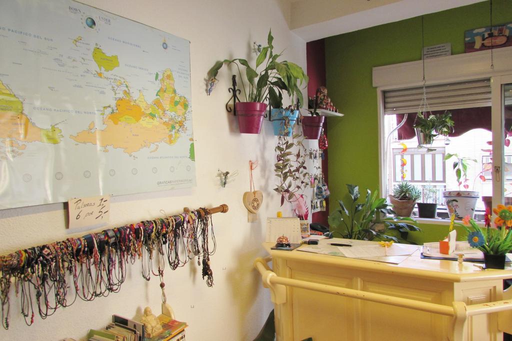 Hostal Nuevas Naciones Granada Exteriör bild